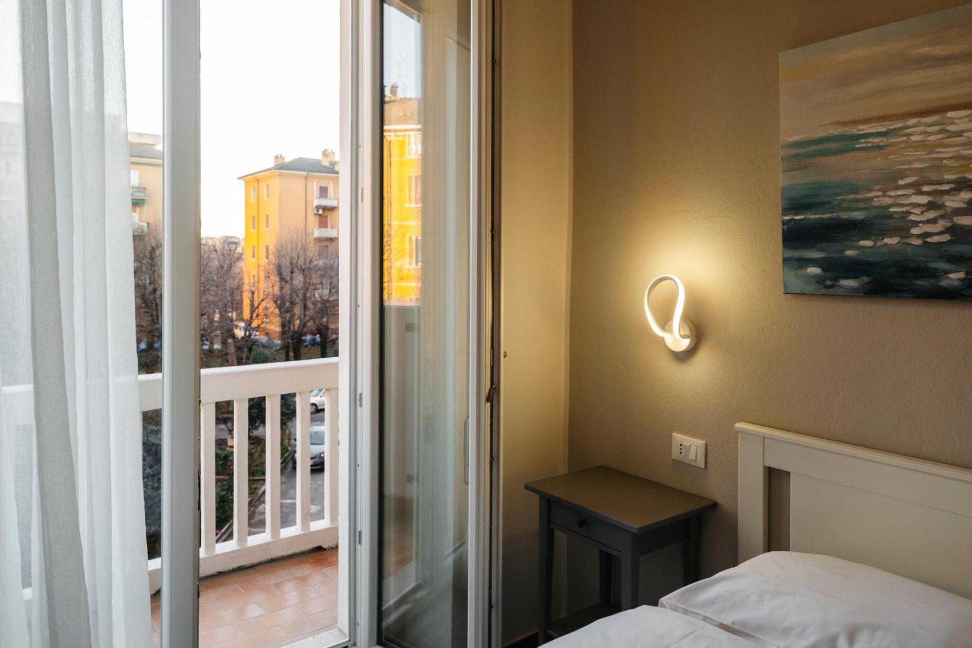 Porta Nuova Suites Верона Екстериор снимка